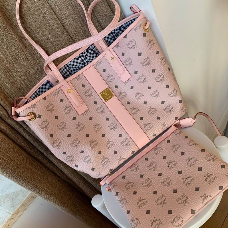 “That Girl” Tote Bag