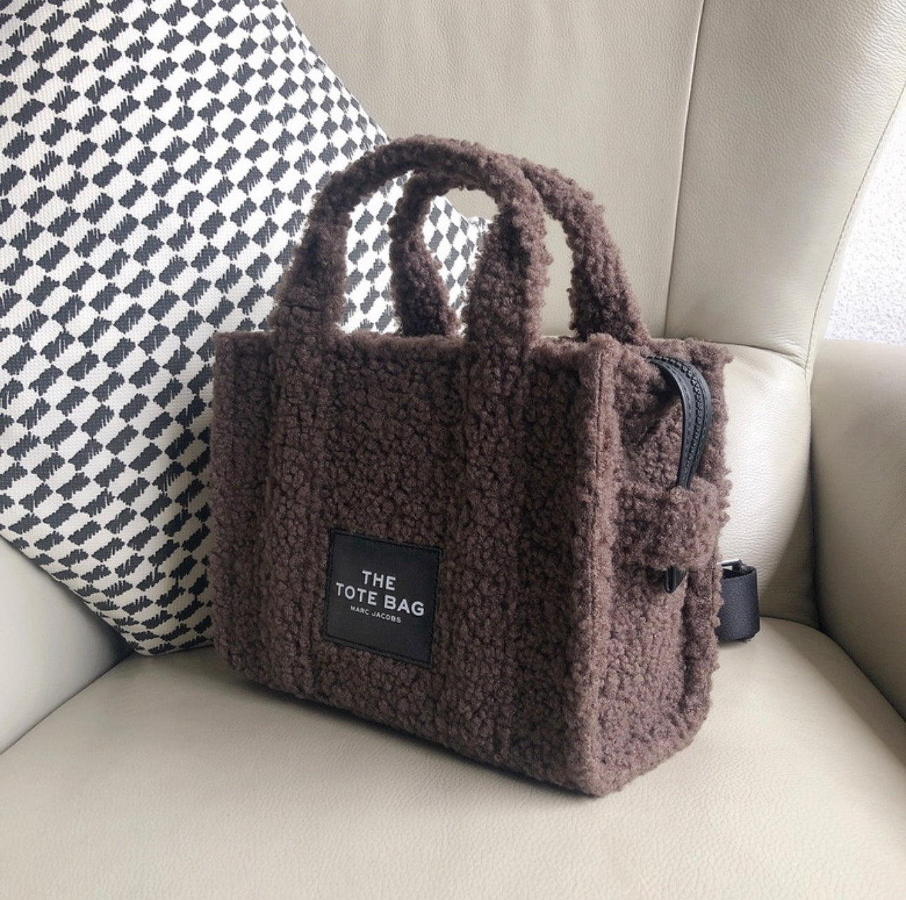 MJ Furry Tote Bag “Chocolate Brown”