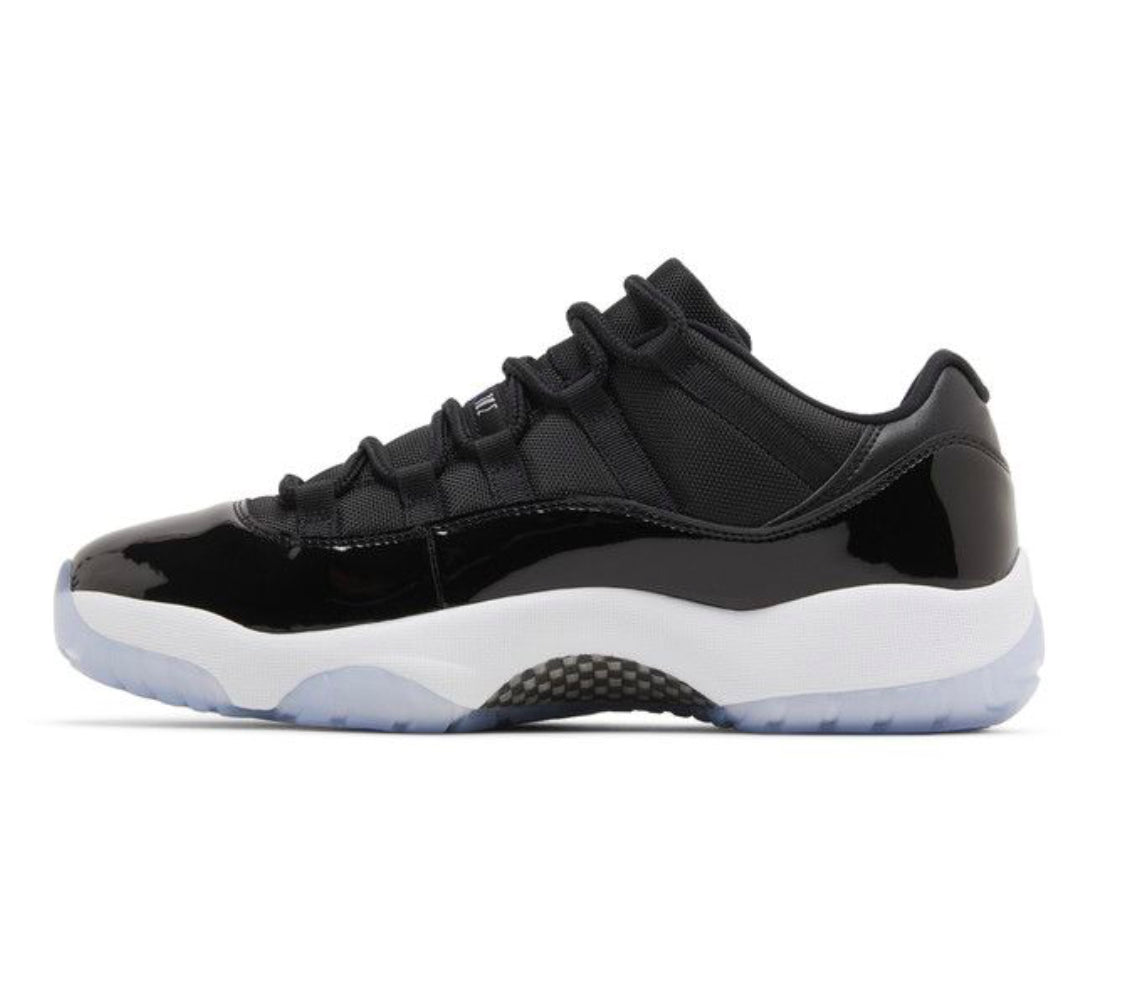 Retro Low 11 “Space Jam”
