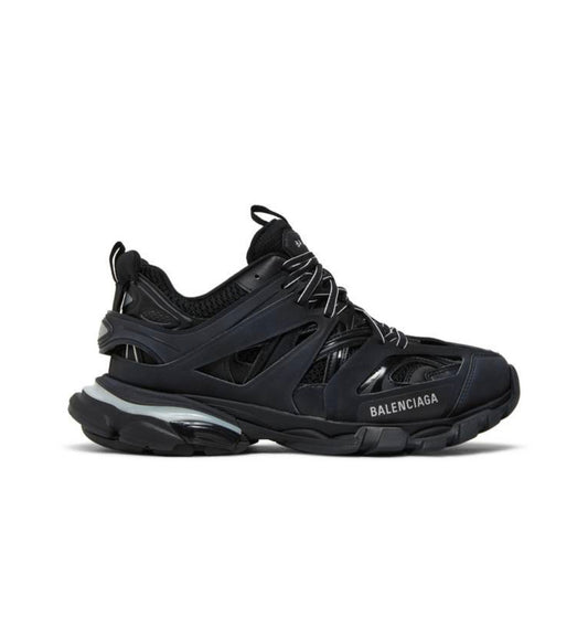 B Track Sneaker LED “Black”